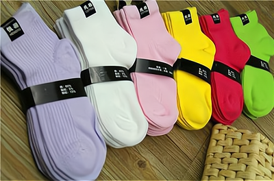 科曼莎襪業 以產品與服務策略贏得服裝鞋帽及電子產品消費者